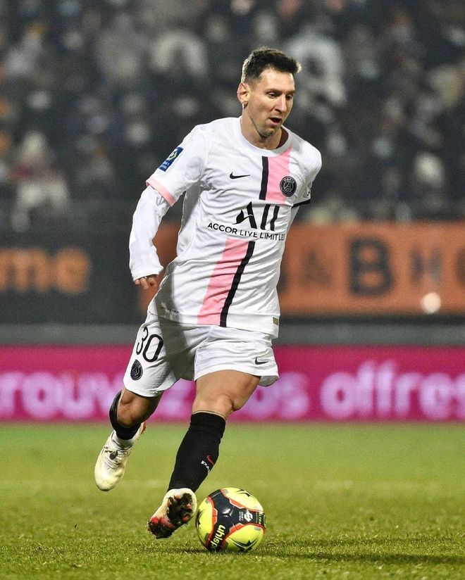 包含摩纳哥今晨刷新队史纪录，志在意大利杯名次提升，气氛紧张，高层口径保持一致的词条